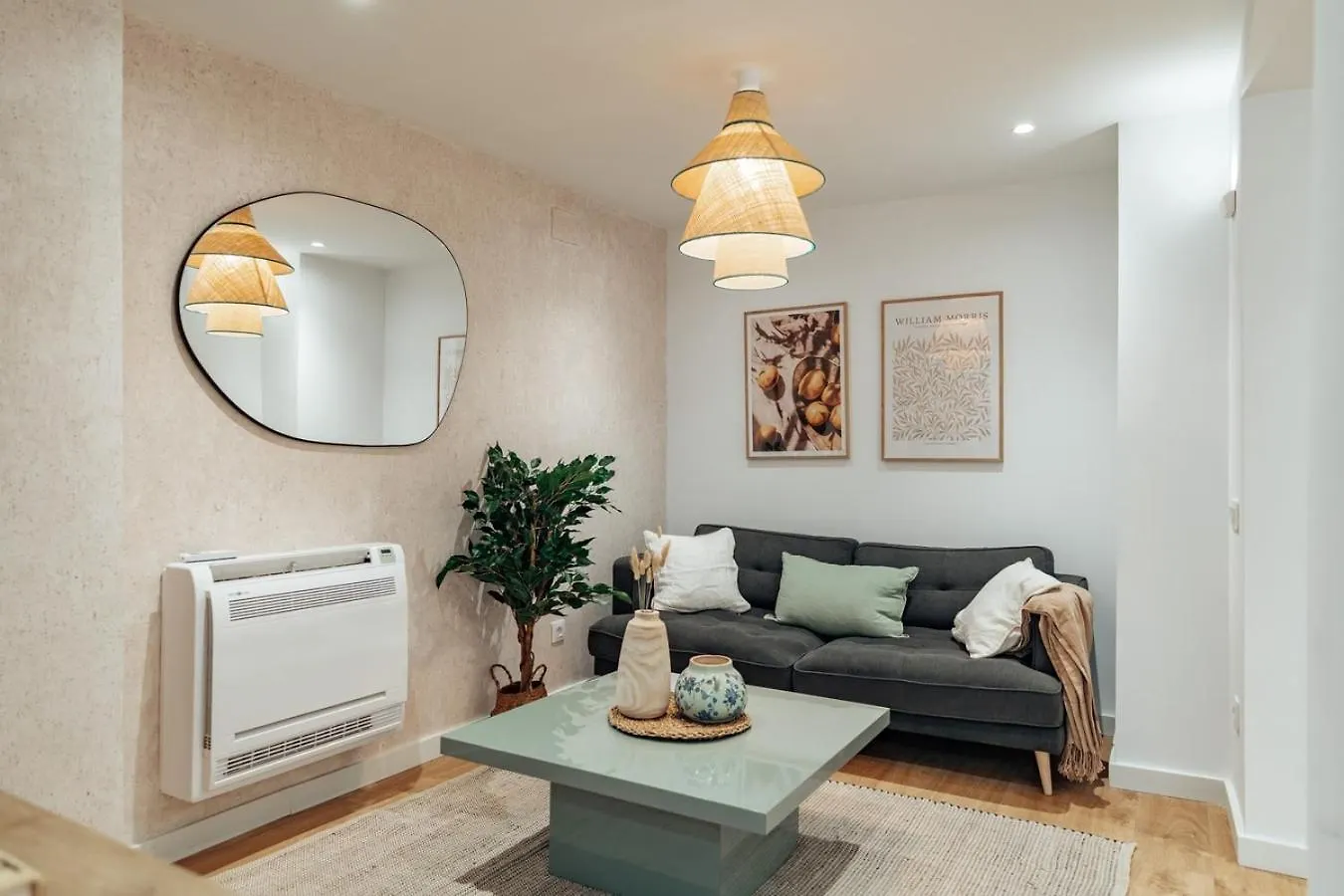 Casa Espriu Apartment Barcelona Spain