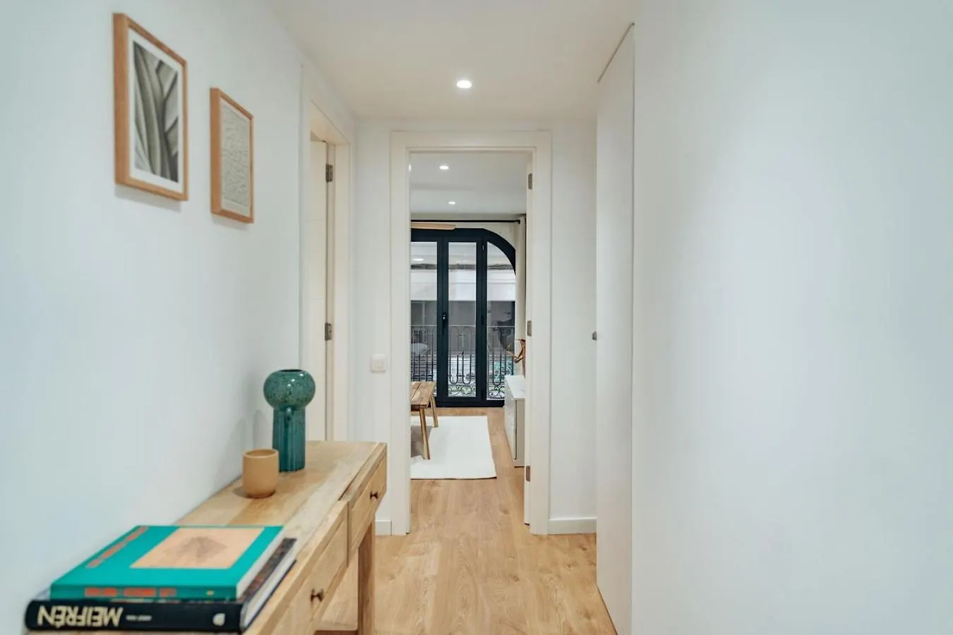 Casa Espriu Apartment Barcelona Spain